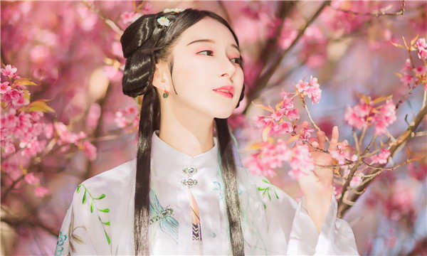 黎母山镇供卵试管婴儿：助您实现家庭梦想的科学方案